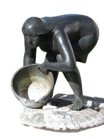 Martin Mayer: Wasserausschüttende. 1983, bronze, h 100 cm.