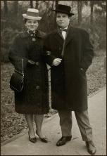 Martin Mayer 1957, next to his sister.